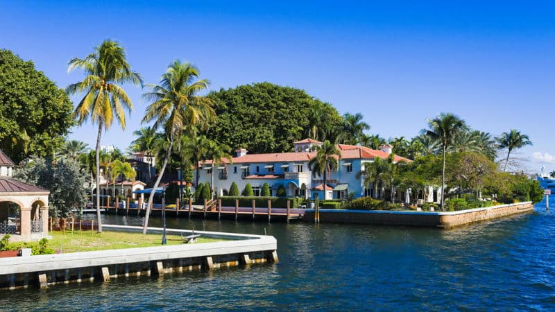 featured image for story, Fort Lauderdale Waterfront Homes Luxury Living