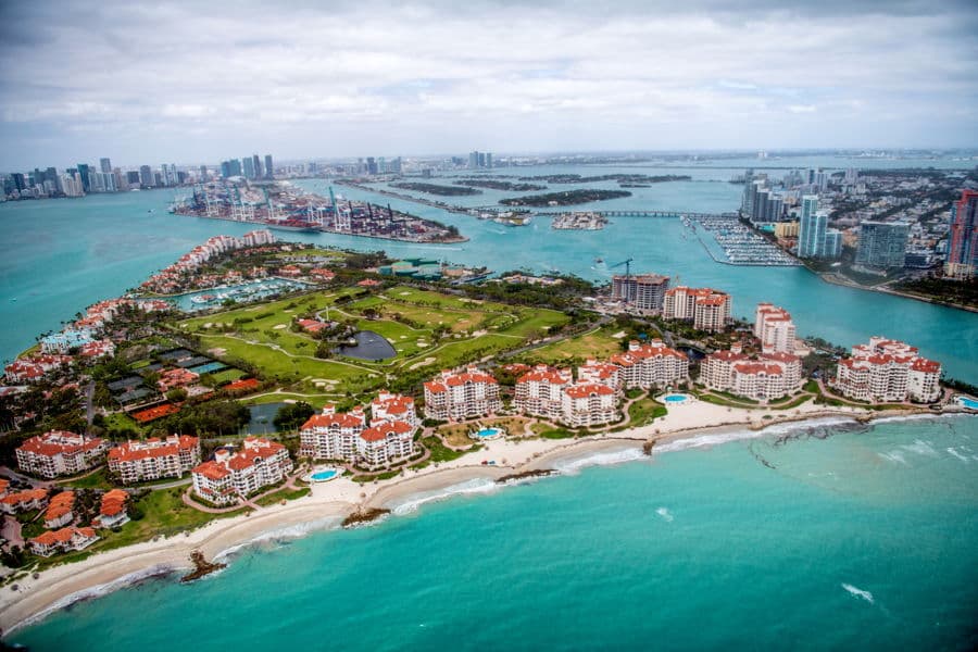 listings In Vendita in Fisher Island